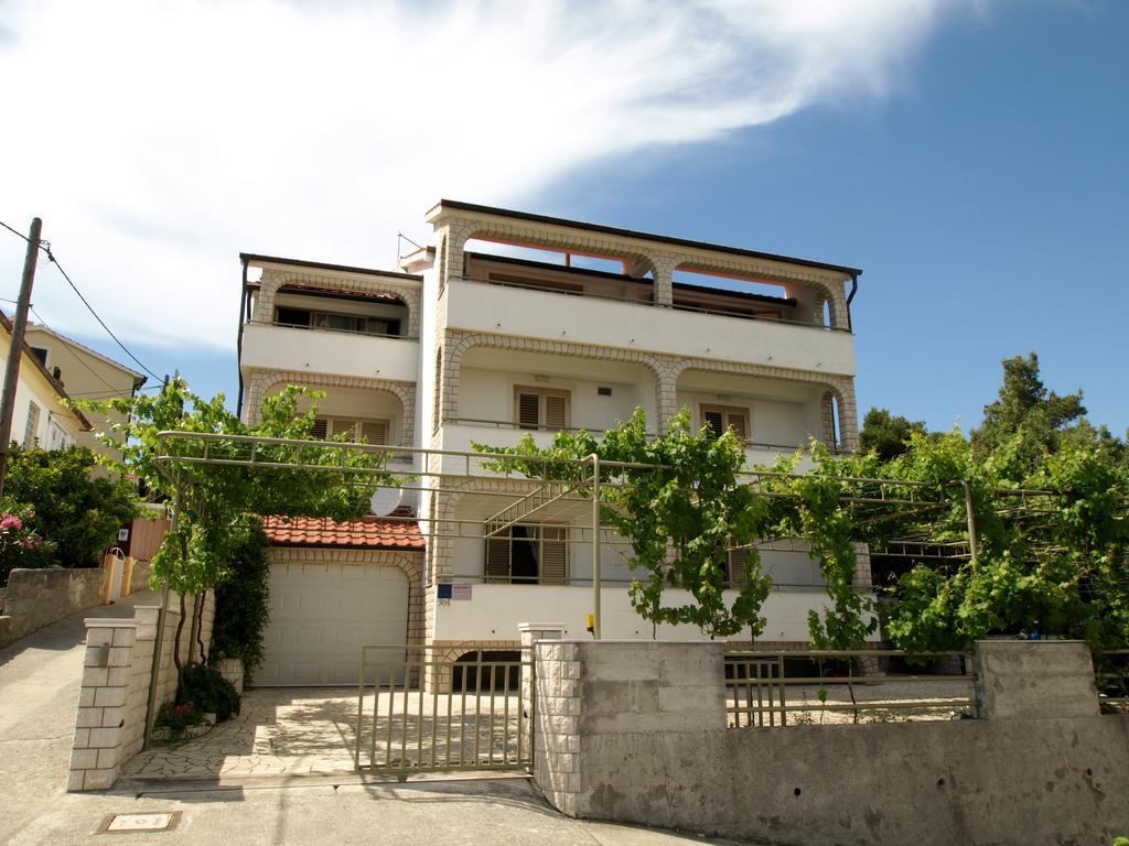 Apartments Biserka Rab Town Ngoại thất bức ảnh