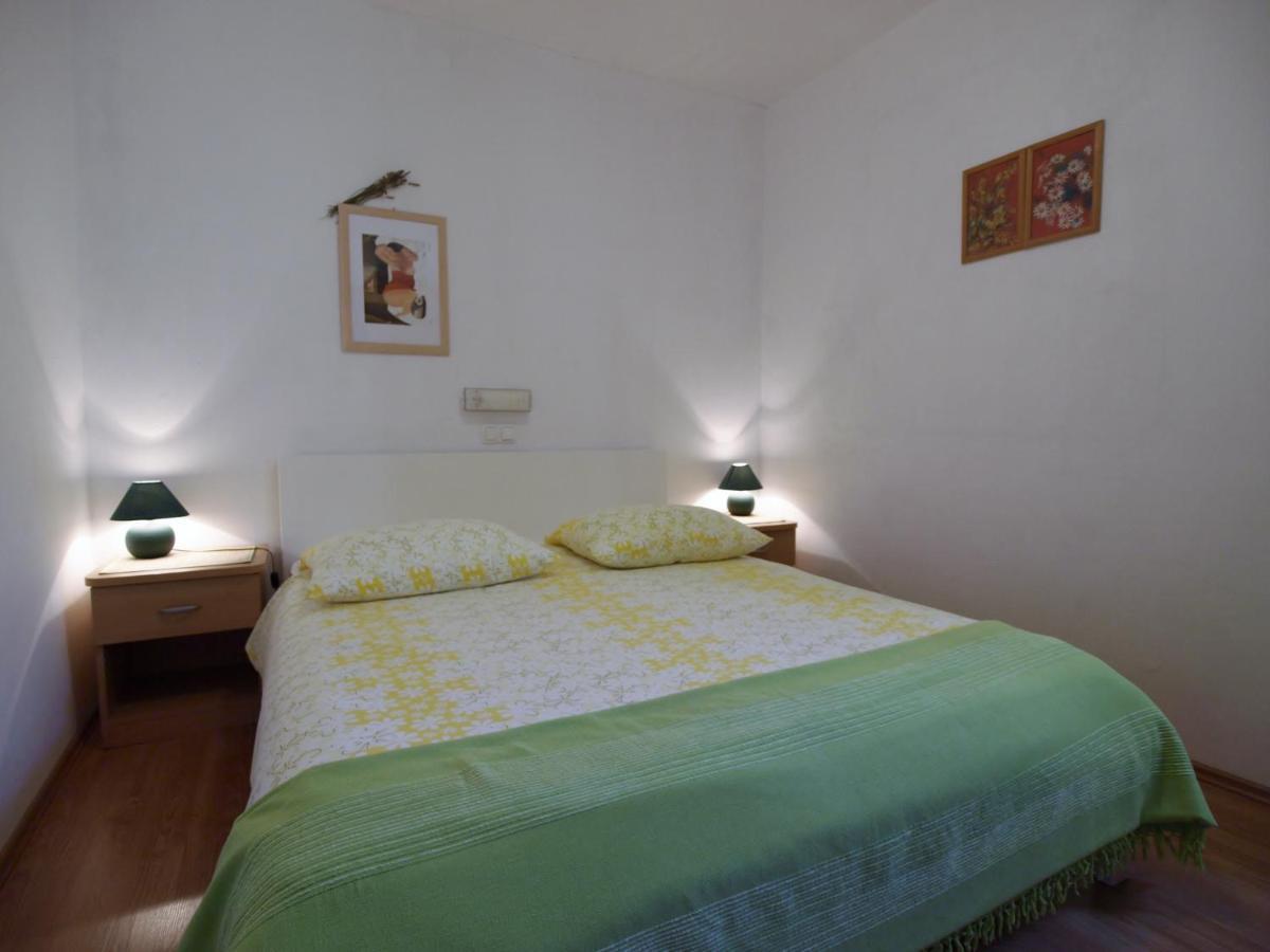 Apartments Biserka Rab Town Ngoại thất bức ảnh